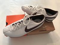 Nike Turnschuhe Größe 40 NEU Retro Style Nordrhein-Westfalen - Detmold Vorschau