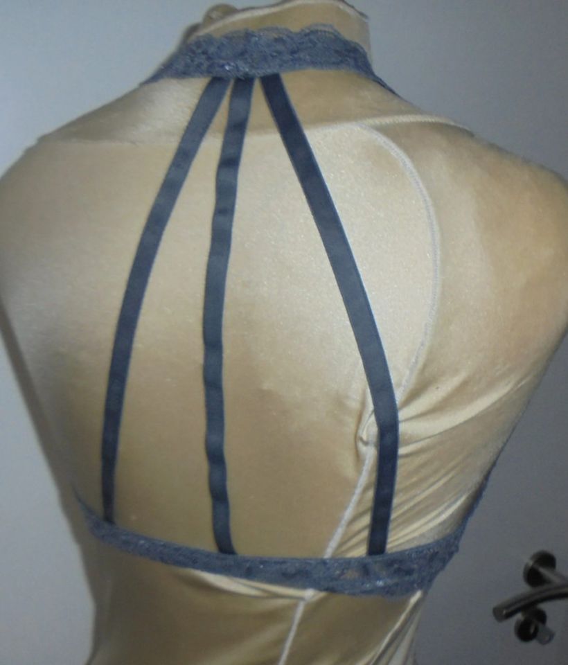 BH Neckholder Spitze Gr. S grau BumBum Love * in Grevenbroich