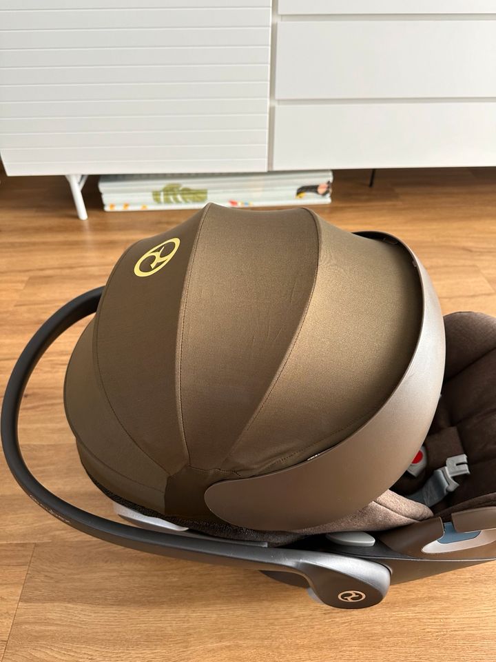 Cybex Autoschale Cloud Z i-Size Khaki Green Plus in München