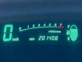 Abbildung des Autos Toyota Yaris 1.0 gut und…