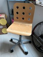 Schöner Schreibtisch Stuhl von Ikea für Teenager / Erwachsene Leipzig - Thekla Vorschau