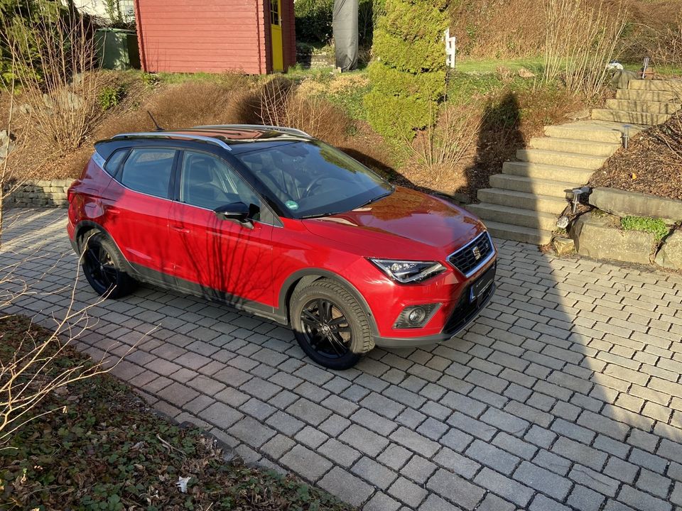 Seat Arona FR DSG/LED/NAVI/AHK/1.HAND in Wilnsdorf