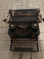 Uralte, schöne Triumph Schreibmaschine, Antiquität Baden-Württemberg - Freudenstadt Vorschau