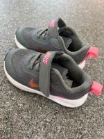 Adidas’s und Nike Mädchen Schuhe Berlin - Tempelhof Vorschau