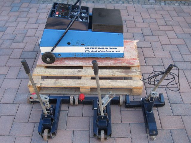 Hofmann Finishbalancer / Auswuchtmaschine Typ FB-LPI 380Volt in Weilburg