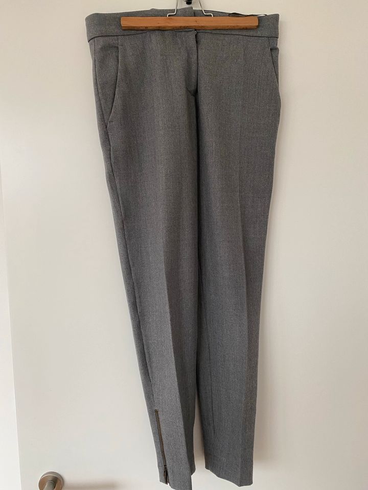 Stella McCartney Blazer Anzug Hose grau, Größe 36 in Köln