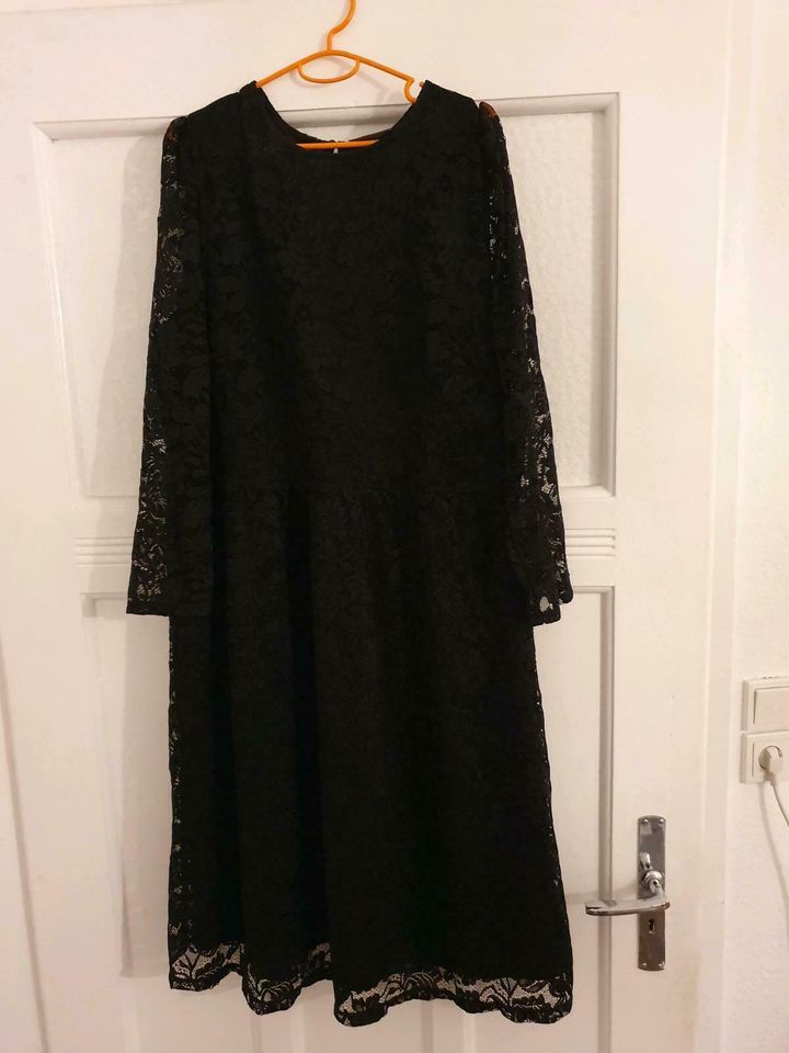 Abendkleid Einschulungskleid schwarz in Quedlinburg