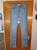 Jeans von Bershka Größe 36 Niedersachsen - Emden Vorschau