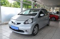 Toyota Aygo Club *AUTOMATIK*KLIMA*5-TRG*TÜV NEU* Niedersachsen - Burgdorf Vorschau