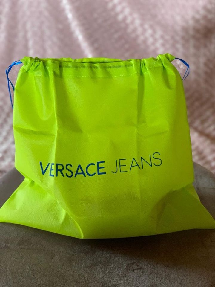 Kleine  goldene Tasche Versace Jeans in Weitefeld