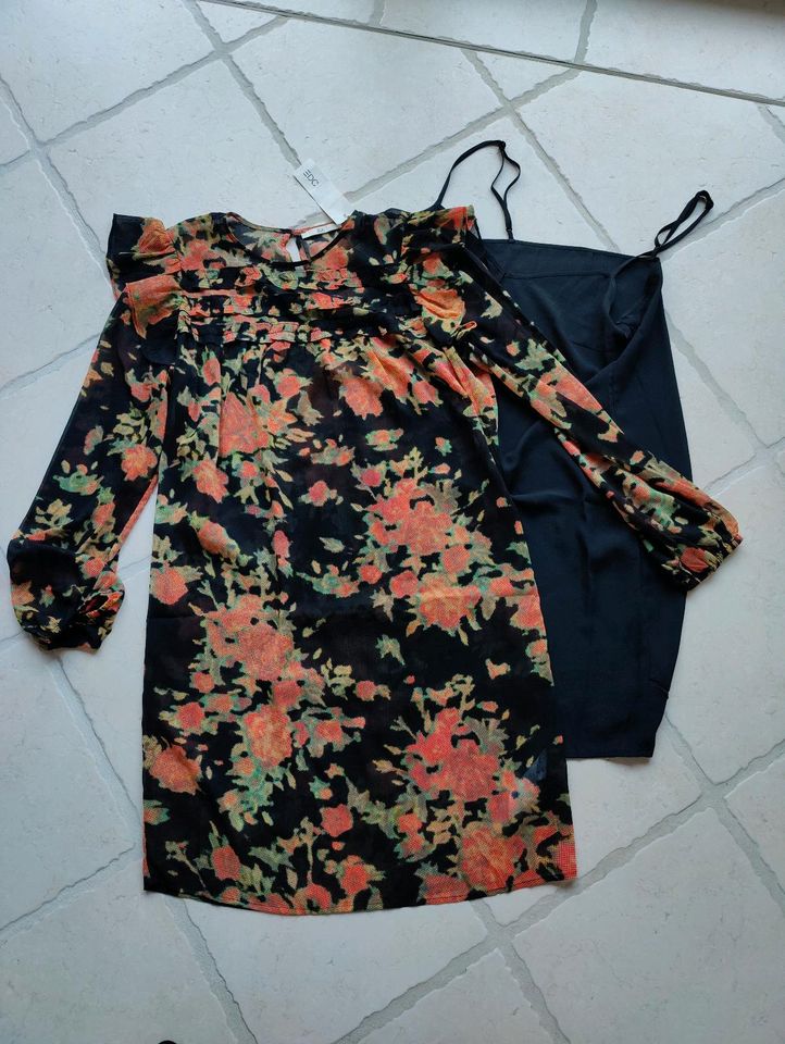 schwarzes Kleid mit Blumen knielang Gr. M Esprit in Thulendorf