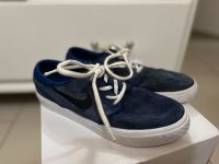 Nike* Kinder Jungen Schuhe Sneaker Low ,Gr.39 Hessen - Rüsselsheim Vorschau