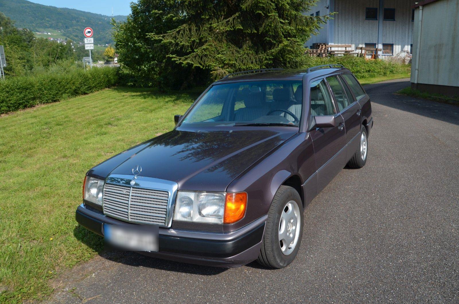 Abbildung des Autos Mercedes-Benz 300 TE 4 M…
