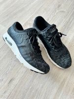 NIKE AIR MAX ZERO SE Sneaker Grösse 43 All Black schwarz Bayern - Bad Wörishofen Vorschau