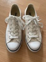 Converse All Star Chucks weiß flach Turnschuhe Sneaker Gr. 37,5 Bayern - Niedernberg Vorschau