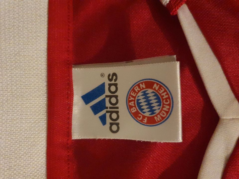 FC Bayern München Trikot mit autogramm 2003/2004  , Makaay 10 in Kornwestheim