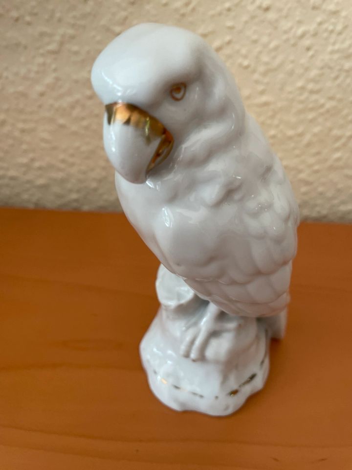 Adler aus Porzellan, ca 16 cm in Bochum