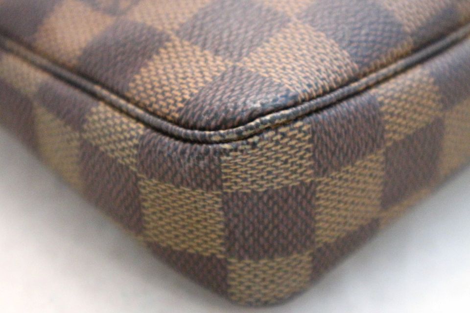 Original Louis Vuitton Pochette Accessoires Damier Ebene Canvas in Aachen