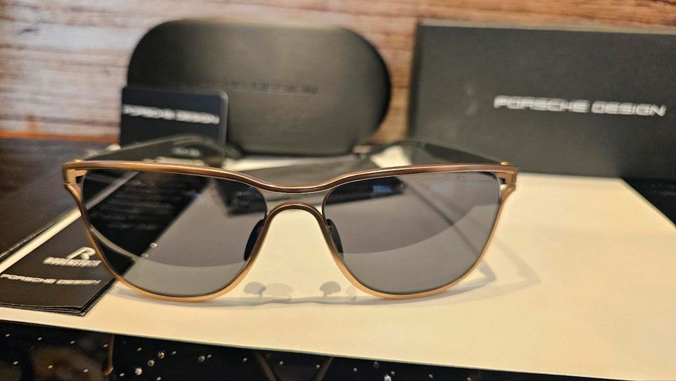 Porsche Sonnenbrille P8647 NP.400€ Neu/Ungetragen in Köln