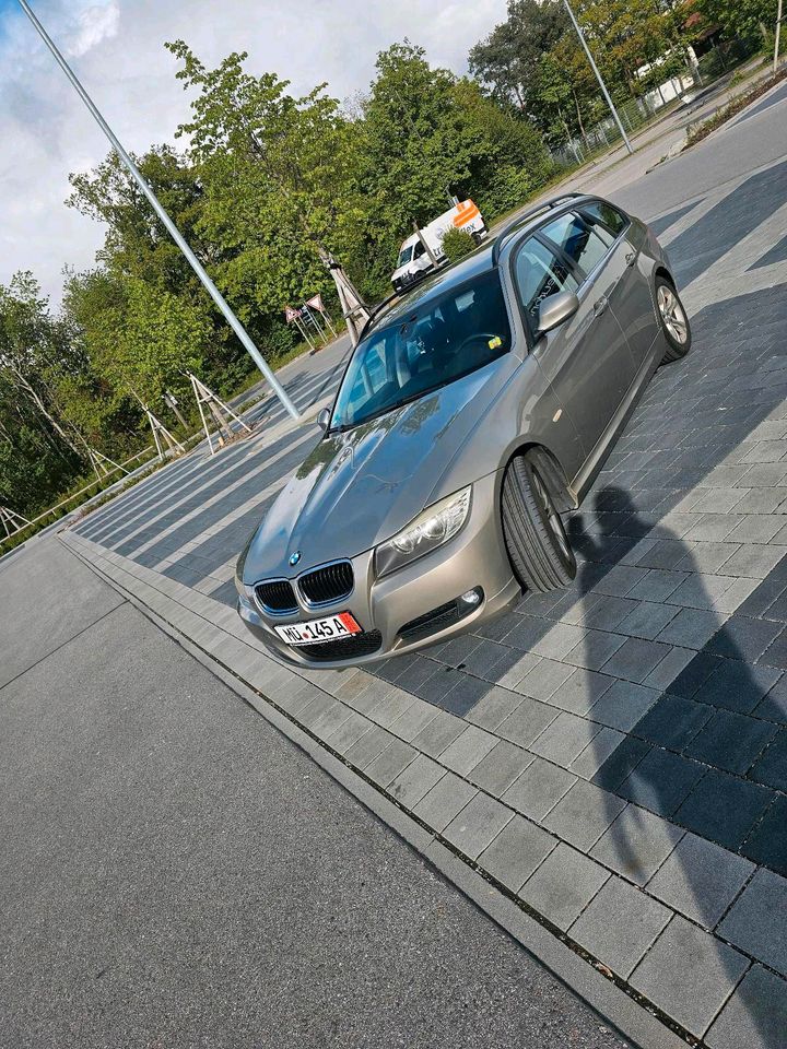 BMW 320 d E91 in Waldkraiburg