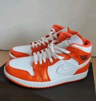 Air Jordan 1 MID SE orange/weiß Gr.42 Bayern - Würzburg Vorschau