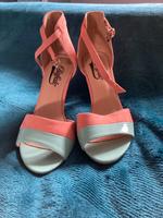Buffalo High Heels Essen - Steele Vorschau