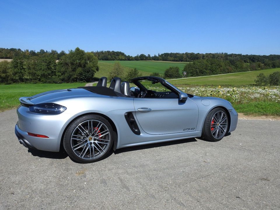 Porsche Boxster GTS 4.0 PDK lim.Sonderfarbe 5J. Approved in Aalen