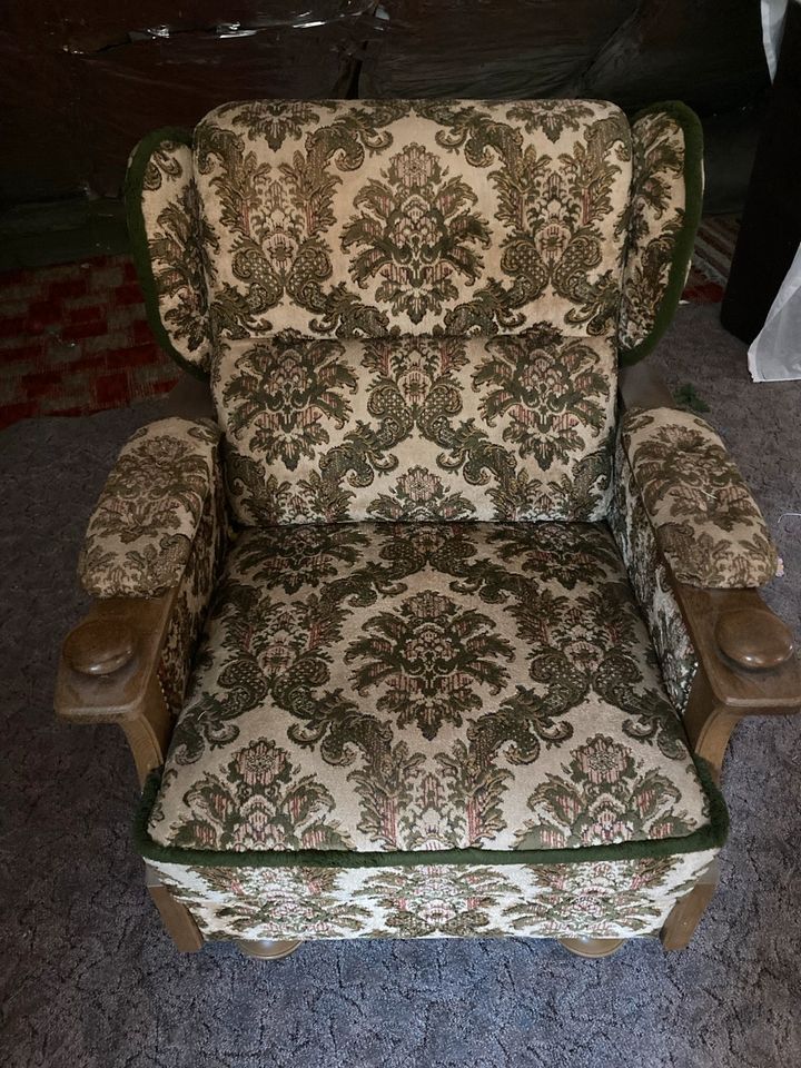 Antiker Sessel Einzelstück aus den 80ern in Lautertal