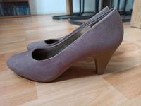 Neue ungetragene braune Pumps Gr. 39 Bielefeld - Brake Vorschau