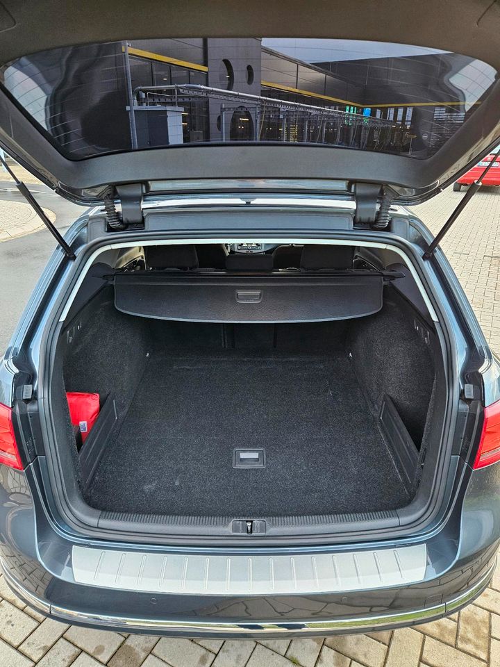 Volkswagen Passat - 2.0 TDI - BlueMotion in Voerde (Niederrhein)