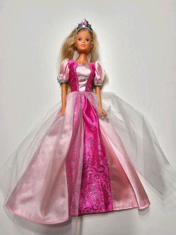 Steffi/Barbie Prinzessinnen Puppe  Super Zustand in Hessisch Lichtenau