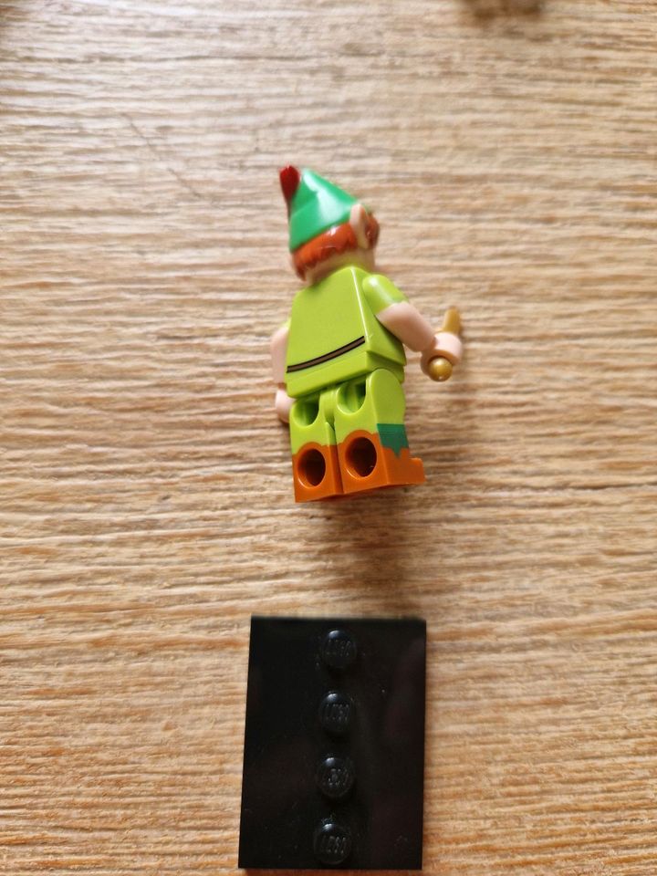 Lego disney Minifiguren buzz Peter pan hook Donald alien in Trier