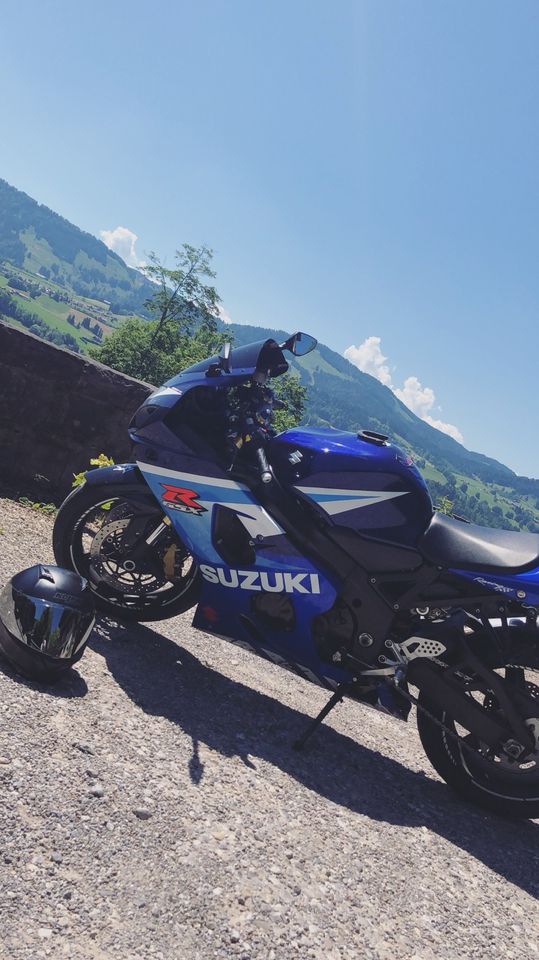 Suzuki GSXR 600 K4/K5 Motorrad in Husum