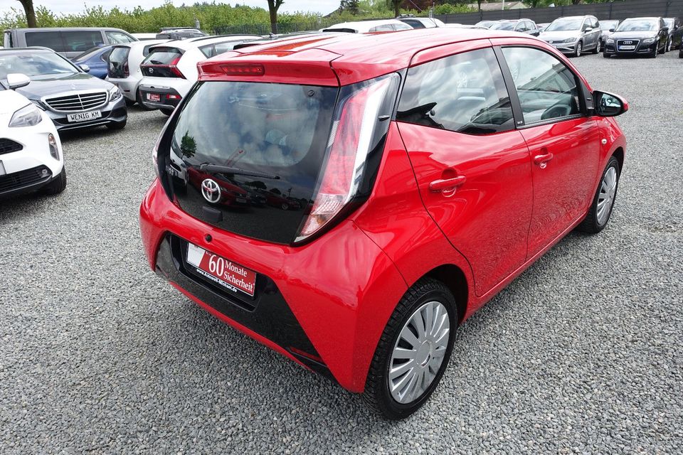 Toyota Aygo (X) 1.0 Edition S Aut.KLIMA KAM TÜV+InspNeu in Beckdorf