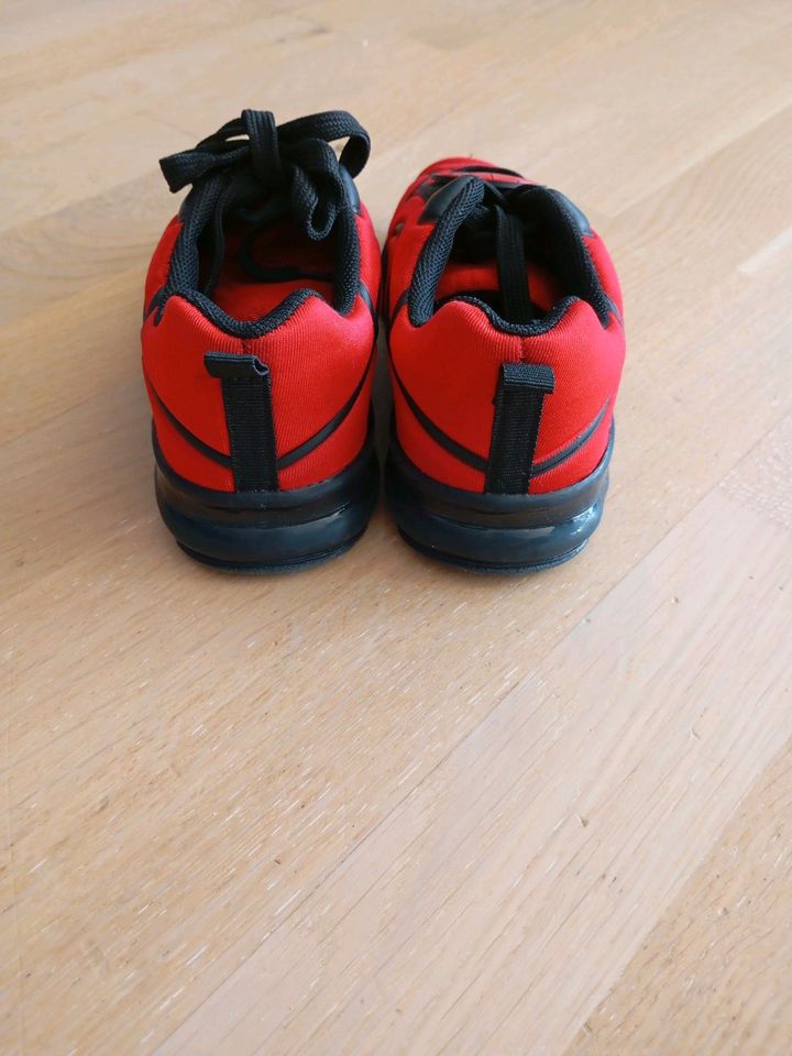 Stoffschuhe Spiderman in Rimbach