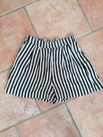 H&M Shorts gestreift schwarz weiß, Größe 34, sehr gut erhalten Bayern - Hebertsfelden Vorschau