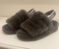 UGG⭐️Hausschuhe⭐️Gr.39⭐️Top Köln - Rath-Heumar Vorschau