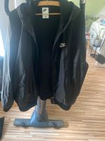 Nike Windrunner schwarz Gr.L Frankfurt am Main - Bergen-Enkheim Vorschau