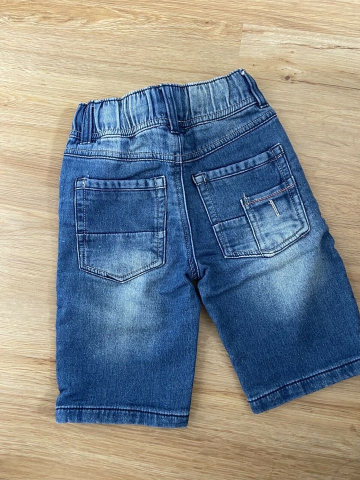 Jeans Shorts Jeansshorts kurze Hose Gr. 110 dopodopo in Passau