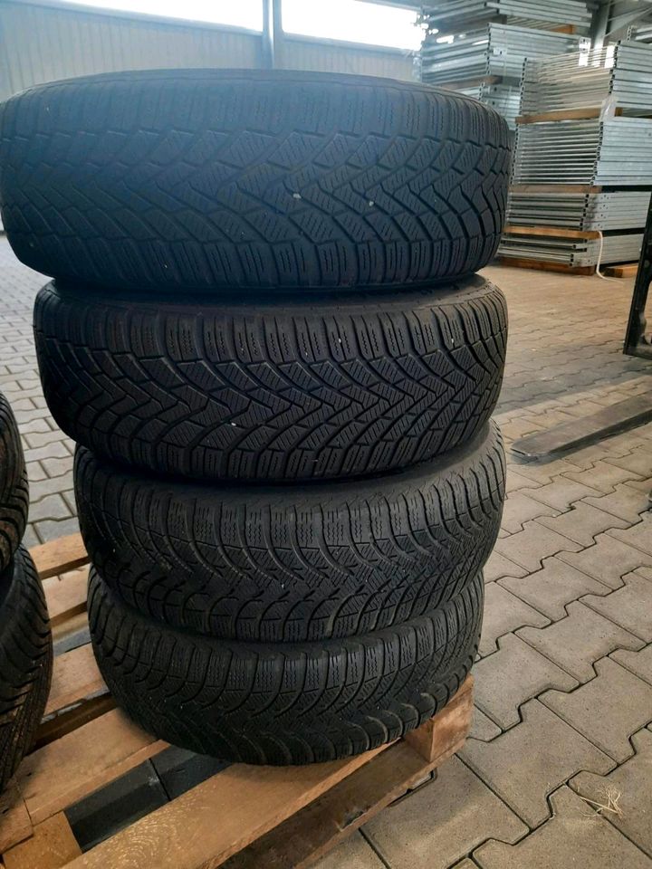 4 Winterreifen Conti Winter Contact 195/65 R15 T in Zwenkau