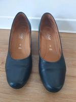 Gabor Pumps GR.5 1/2  dunkelblau GR.38,5 top Zustand Hamburg-Nord - Hamburg Dulsberg Vorschau