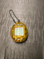 Tamagotchi Original Bandai 1997 gelb transparent Niedersachsen - Wilhelmshaven Vorschau