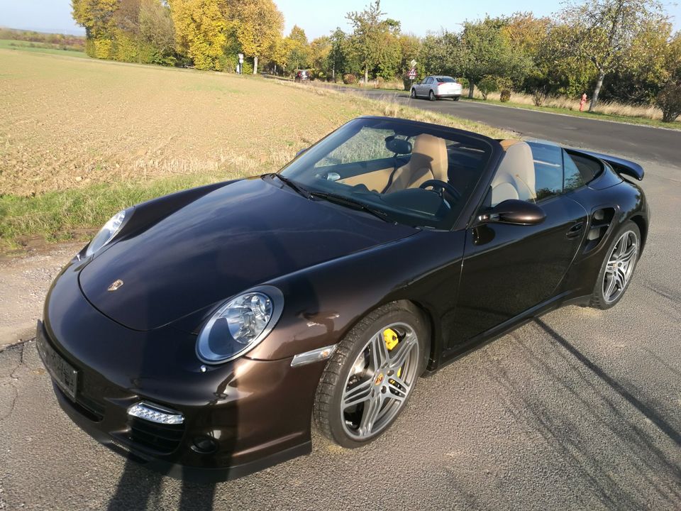 Porsche 997 Turbo Cabrio: PCCB, Sport Chrono Paket, Navi,... in Würzburg