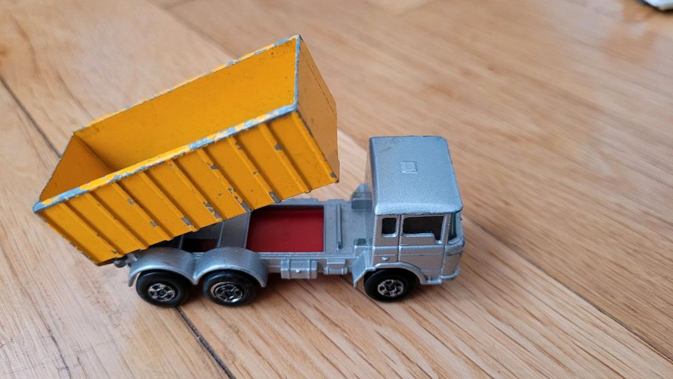 Siku u. Matchbox Modelle je € 2,00 in Hamburg