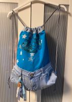 Upcycling Rucksack „Turnschuhe“ Nordrhein-Westfalen - Oberhausen Vorschau