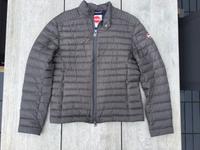 Colmar Leichtdaunenjacke Größe 50 Hessen - Wölfersheim Vorschau