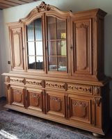 Belgische Eiche Vitrine / Schrank / Buffet, Verzierungen Nordrhein-Westfalen - Niederkassel Vorschau