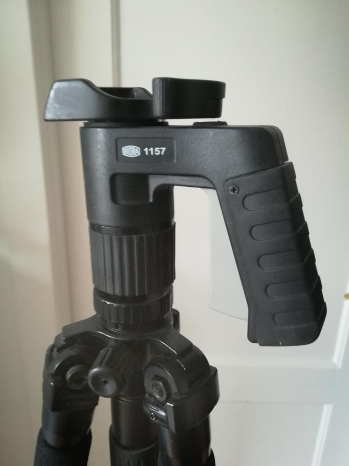Stativ Slik Pro mit Bilora Auto Kugelgriff professional Tripod in Kiel