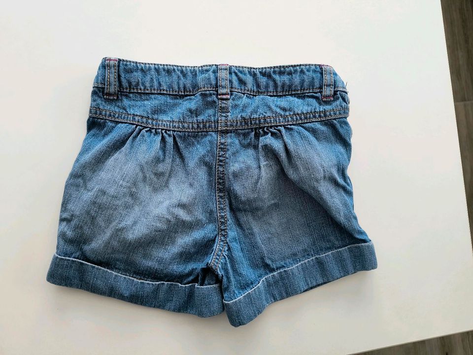 LC Waikiki Shorts 110/116 in Lichtenstein