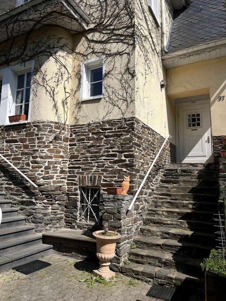 Villa im Weinanbaugebiet Moseltal in Burgen